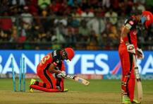 एक मैच में गेल, विराट, डीविलियर्स को पवेलियन भेजने वाले पहले गेंदबाज़ बने संदीप शर्मा