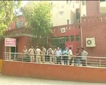 दिल्ली: तुगलकाबाद में स्कूल के पास गैस रिसाव, तबीयत बिगड़ने पर 310 छात्राएं अस्पताल में भर्ती