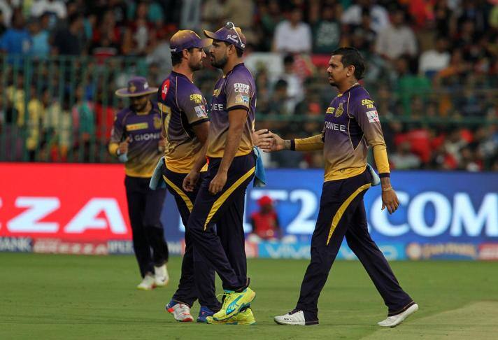 सुनील नारायण ने कुल 17 गेंदों में 6 चौके और 4 छक्कों के साथ 54 रन बनाए. जबकि लिन ने 22 गेंदों में 5 चौके और 4 छक्कों के साथ 50 रनों की पारी खेली.