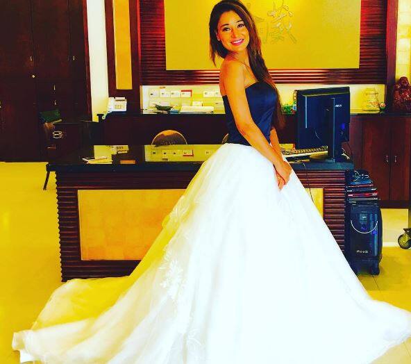 जब सारा खान से पाकिस्तानी ऑफिसर ने कहा- हम आपको इतनी आसानी से क्यों जाने दें?