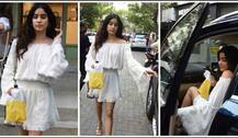 फेमस किचन गार्डन से बाहर निकलती जाह्नवी कपूर कैमरे में हुईं कैद!