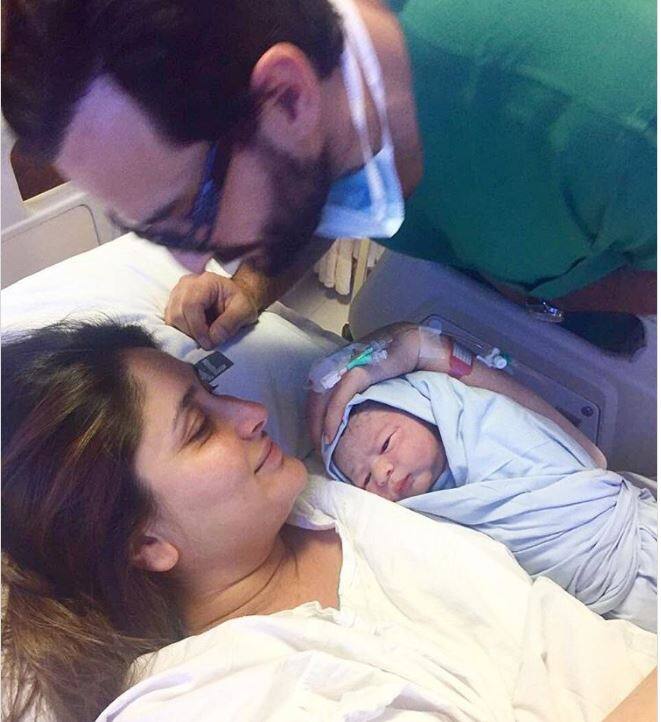 तैमूर के जन्म के तुरंत बाद ही सैफ, करीना और तैमूर की ये तस्वीर भी खूब पसंद की गई थी. 