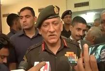 सेना प्रमुख बिपिन रावत से मुलाकात करने पहुंची कश्मीरी छात्राएं