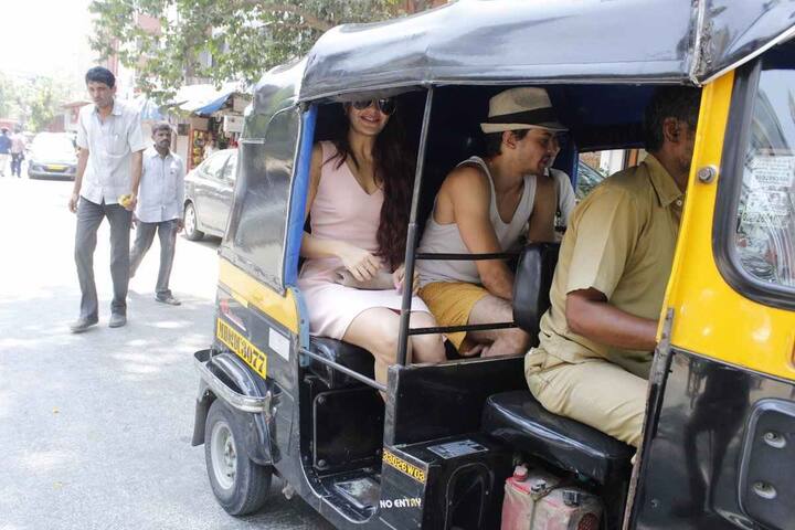 तस्वीरों से साफ है कि वे बेहद मस्ती के मूड में थीं और इसका भरपूर आनंद लिया.