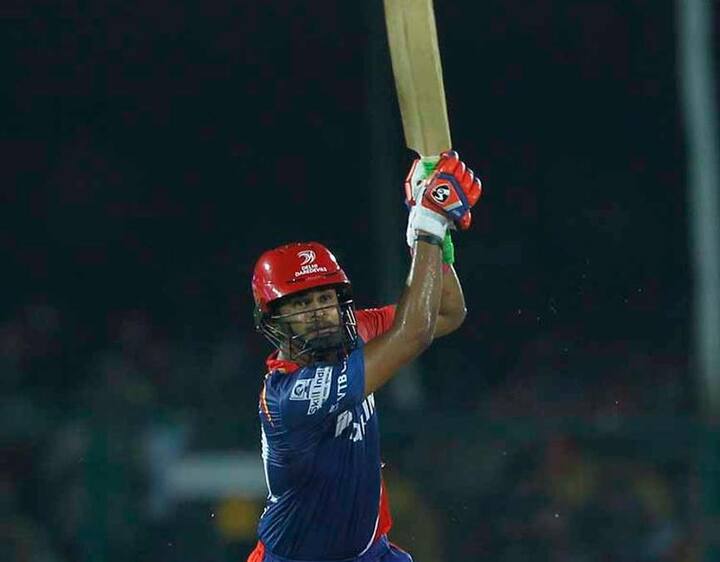 लेकिन इस पारी के असली हीरो रहे श्रेयस अय्यर, जिन्होंने अपनी इस पारी के साथ एक रिकॉर्ड भी अपने नाम कर लिया. श्रेयस ने दिल्ली के लिए आईपीएल में एक पारी में सबसे ज्यादा 15 चौके लगाने के डी कॉक के रिकॉर्ड की बराबरी की.