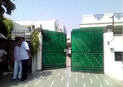 यूपी: गाजियाबाद से आईपीएस अधिकारी के पिता का शव बरामद, सिर पर गोली मारे जाने की आशंका