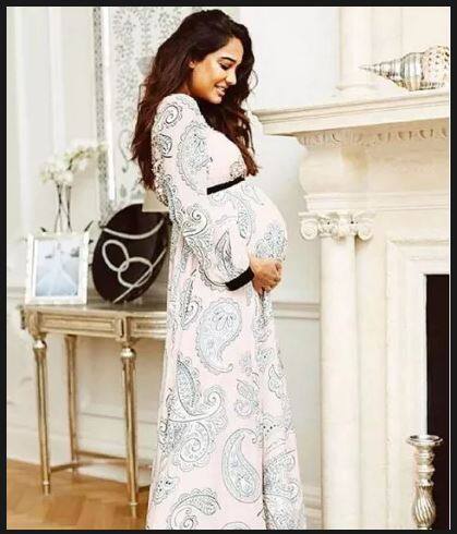 लीसा की सभ तस्वीरें इंस्टाग्राम से ली गई हैं.