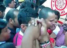 कपिल मिश्रा के खिलाफ भूख हड़ताल पर बैठे AAP विधायक संजीव झा को पुलिस ने हिरासत में लिया