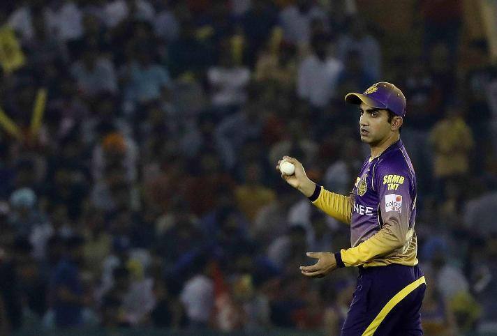 हालांकि इस हार के बावजूद कोलकाता की टीम प्लेऑफ के लिए क्वालीफाइ कर गई है. कोलकाता के 14 मुकाबलों में कुल 16 अंक हैं.