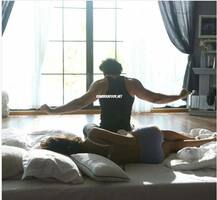 PICS: मिस्ट्री गर्ल के साथ Cozy होते दिखे रनबीर कपूर, तस्वीरें हो रही हैं वायरल