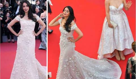 Cannes 2017: अपने फेवरेट डिज़ाइनर की ड्रेस में रेड कार्पेट पर चलीं मल्लिका! Cannes 2017: अपने फेवरेट डिज़ाइनर की ड्रेस में रेड कार्पेट पर चलीं मल्लिका!
