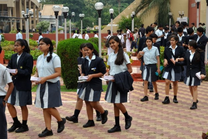 PSEB Class 10 Results 2017: पंजाब बोर्ड की 10वीं क्लास का रिजल्ट आज होगा जारी Punjab Board Pseb Class 10 Results 2017 Expected To Be Declared Today At Pseb Ac In PSEB Class 10 Results 2017: पंजाब बोर्ड की 10वीं क्लास का रिजल्ट आज होगा जारी