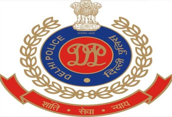 Delhi: More than two dozen cases involving hacker arrested दिल्ली: दो दर्जन से अधिक मामलों में शामिल भाड़े का हत्यारा गिरफ्तार