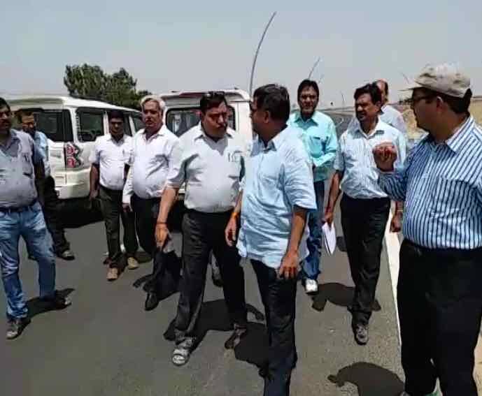 अखिलेश के ड्रीम प्रोजेक्ट लखनऊ-आगरा एक्सप्रेस वे की जांच आधिकारिक रूप से शुरू Lucknow Agra Expressway Project Under Yogi Adityanath Govts Scanner अखिलेश के ड्रीम प्रोजेक्ट लखनऊ-आगरा एक्सप्रेस वे की जांच आधिकारिक रूप से शुरू