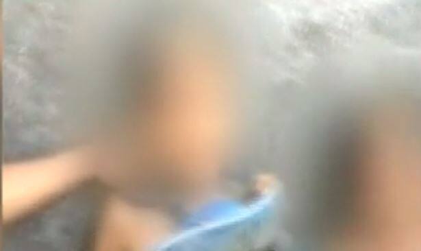 Shopkeeper Tortured 2 Minors For 1 Rs Only एक रुपए की चकली खाई, पैसे नहीं दिए तो मासूमों का सिर मुंडवाया-नंगे घुमाया