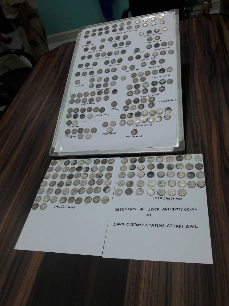 भारतीय पुरातत्व विभाग (ASI) ने जांच के बाद बताया कि ये सिक्के काफी दुर्लभ हैं...आगे जानिए... 