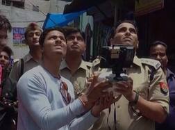 अलीगढ़ : दो पक्षों में झड़प के बाद पुलिस मुस्तैद, ड्रोन उड़ाकर ऊपर से नजर