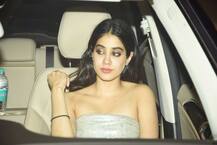 करण जौहर की बर्थडे पार्टी में बेहद सौम्य और सुंदर लग रही थीं श्रीदेवी की बेटी जाह्नवी कपूर