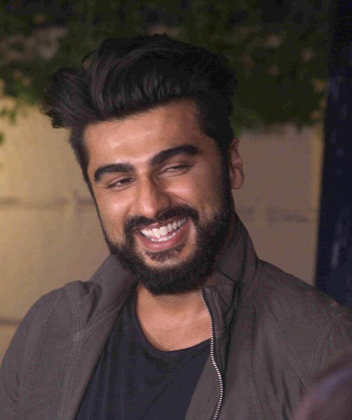 इस पार्टी में टीवी के भी कई बड़े कलाकार पहुंचे थे. आगे देखिए तस्वीरें