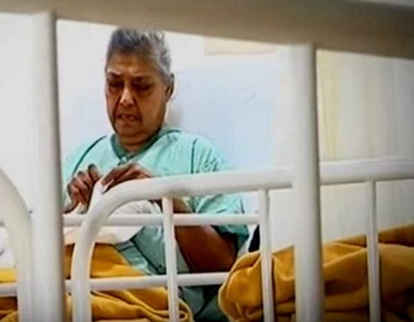 हास्पिटल ने बताया कि जब राजा से उसके मां की फीस मांगी गई तो वे एटीएम से पैसे निकालने के बहाने फरार हो गया. अभी तक गीता के इलाज का खर्चा डेढ़ लाख तक पहुंच गया है. गीता ने अंग्रेज़ी अख़बार डीएनए से बातचीत में ये खुलासा किया कि ये मामला कोई अपवाद नहीं है, दरअसल गीता जब राजा को अय्याशी के लिए पैसे नहीं देती थीं तब राजा उन्हें पीटा करता था. 