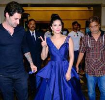 सनी ने पोस्ट की पति के साथ बैकस्टेज रोमांस की तस्वीरें!