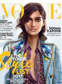 Vogue Magazine के कवर पर छाईं सोनम कपूर!