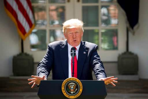 Donald Trump Warns Pakistan Will Pay For Harbouring Terrorists डोनाल्ड ट्रंप ने कहा- आतंकियों के लिए 'स्वर्ग' है पाकिस्तान, अब और बर्दाश्त नहीं!