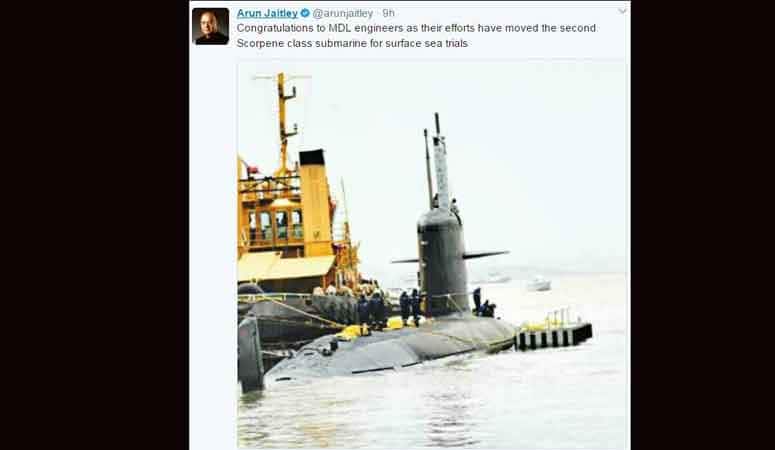 स्कार्पीन क्लास की दूसरी पनडुब्बी समुद्र में परीक्षण को तैयार: जेटली The Second Scorpene Class Submarine Is Ready For Surface Sea Trials Tweets Arun Jaitley स्कार्पीन क्लास की दूसरी पनडुब्बी समुद्र में परीक्षण को तैयार: जेटली