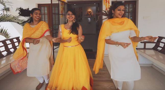 WATCH: हल्दी सेरेमनी में पूरे परिवार के साथ दुल्हन का डांस सोशल मीडिया पर वायरल