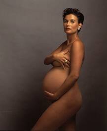 जब सेलिब्रिटीज की प्रेग्नेंसी बन गया बड़ा बिजनेस!