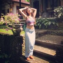 तस्वीरों में देखें- \'किन्नर बहू\' रुबीना दिलाइक का बाली वकेशन 