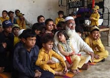 पाकिस्तान: 3 पिता के 96 बच्चे, कहा- \'अल्लाह ने वादा किया है, जरूरतें पूरी करेगा\'