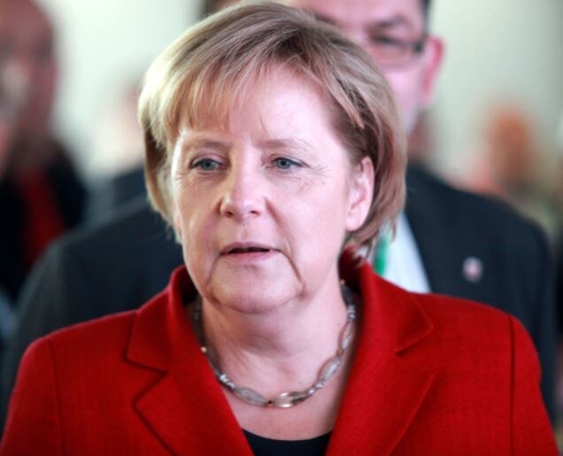 Angela Merkel Condemns Putting Up Walls During Mexico Visit जर्मनी की चांसलर एंजेला मर्केल ने अमेरिका-मेक्सिको सीमा पर दीवार बनाने का किया विरोध