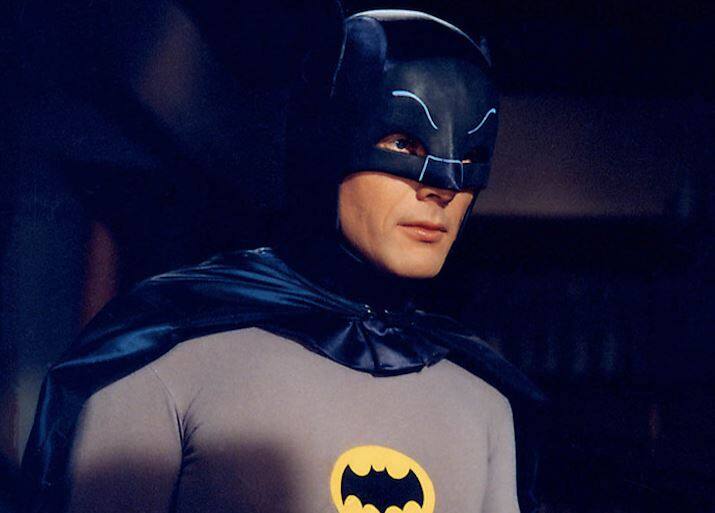 Adam West Straight Faced Star Of Tvs Batman Dies At 88 दुनिया के पहले 'बैटमैन' स्टार एडम वेस्ट का निधन
