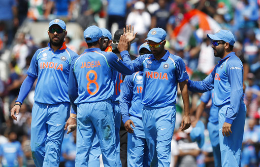 जसप्रीत बुमराह और गेंदबाज़ों के बाद धवन और विराट की उम्दा पारियों की मदद से टीम इंडिया ने इस मुकाबले में अपनी जीत सुनिश्चित कर दी.