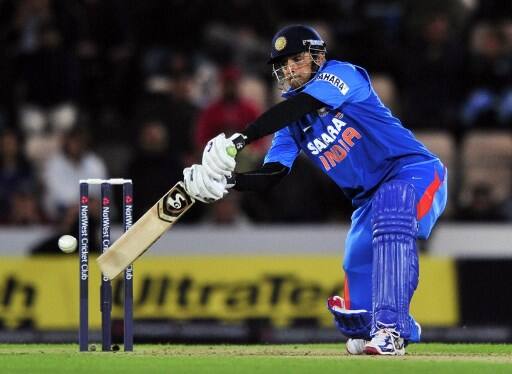 वहीं पांचवं नंबर पर राहुल द्रविड़ का नाम आता है, जिन्होंने 55.07 के औसत से 1487 रन अपने नाम किए हैं. 