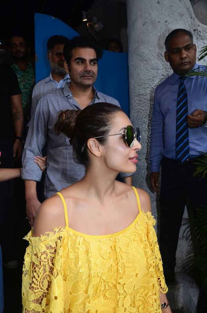 तलाक होने के बावजूद ये दोनों स्टार्स एक दुसरे के साथ समय बिताते भी नजर आ जाते हैं.