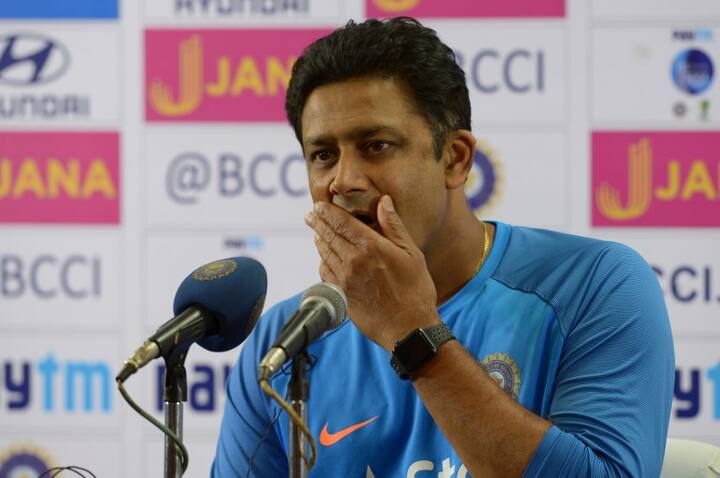 बीसीसीआई और अनिल कुंबले के बीच चल रहे विवाद की खबरों के बाद पिछले महीने बीसीसीआई ने टीम इंडिया के नए कोच के लिए आवेदन मंगवाए थे.