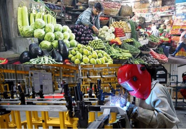 Inflation Decreased In May And Iip Seen Slight Decline In April रिटेल महंगाई घटकर 2.18% पर, आईआईपी घटकर 3.1% पर आई