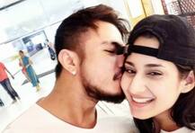 Ex. ब्वॉयफ्रेंड को ट्रोल करने वालों को एक्ट्रेस अदिति राठौर ने कुछ यूं दिया जवाब...!