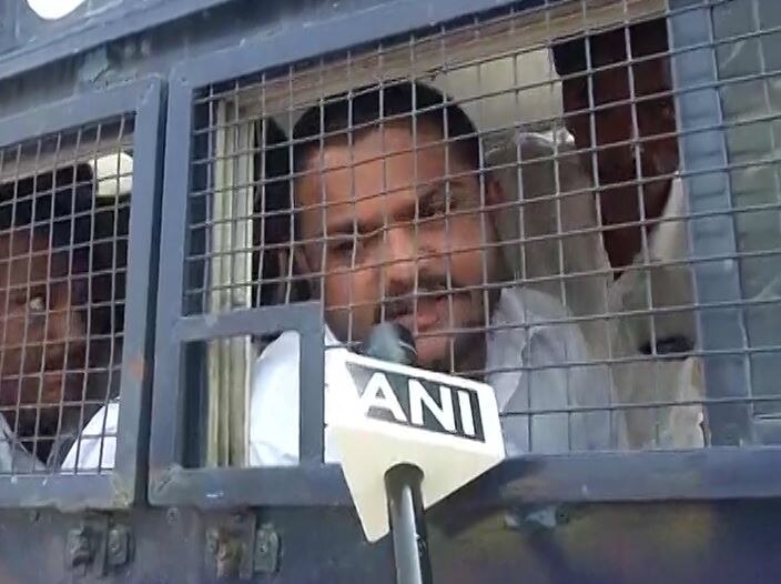 Madhya Pradesh Hardik Patel Detained On Way To Mandsaur MP: मंदसौर में पीड़ित किसानों से मिलने जा रहे पाटीदार नेता हार्दिक गिरफ्तार