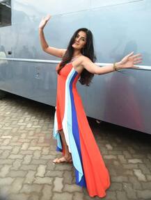 कैटरीना कैफ को कार तक ड्रॉप करने के बाद खुद ऑटो रिक्शा राइड पर निकले सलमान खान, देखें तस्वीरें