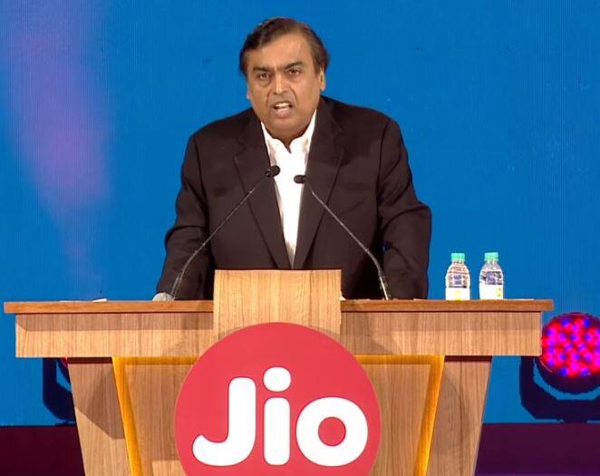 आपको बता दें कि रिलायंस जियो ने लागातार चौथी बार अब तक का सबसे ज्यादा तेज इंटरनेट स्पीड वाला नेटवर्क बन गया है. भारतीय दूरसंचार विनियामक प्राधिकरण (ट्राई) की रिपोर्ट के अनुसार यह अब तक की सबसे अधिक 19.12Mbps रही है.