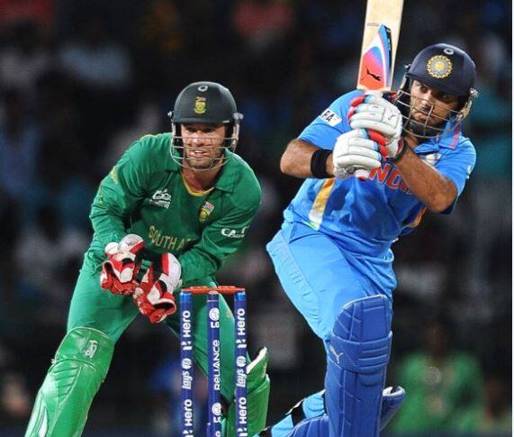 टीम इंडिया के स्टार बल्लेबाज युवराज सिंह ने बांग्लादेश के खिलाफ 2003 से 2011 के बीच 13 मैच खेले हैं. युवराज ने इस दौरान 38 से ज्यादा की औसत और सौ की स्ट्राइक रेट के साथ 344 रन बनाए हैं. युवी ने 1 शतक और एक अर्धशतक भी लगाया है.