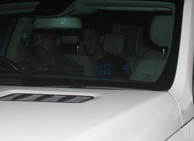 इससे पहले ये दोनों साथ में ‘एक था टाइगर’ और ‘बजरंगी भाईजान’ जैसी फिल्में कर चुके हैं.