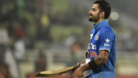 IndvsPak: कोहली की खराब कप्तानी से भारत को मिली शर्मनाक हार! IndvsPak: कोहली की खराब कप्तानी से भारत को मिली शर्मनाक हार!