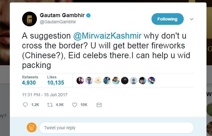 इस ट्वीट के जवाब में गौतम गंभीर ने लिखा, 'आपके लिए एक सुझाव है. आप बॉर्डर पार क्यों नहीं चले जाते? वहां आपको बेहतर पटाखे (चाइनीज?) और ईद का जश्न मिलेगा. मैं आपकी पैकिंग में मदद कर सकता हूं.'