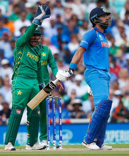 सरफराज के अनुसार पाकिस्तान क्रिकेट मुश्किल दौर से गुजरा है. उन्होंने कहा, 