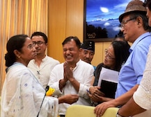 दार्जिलिंग: गोरखालैंड आंदोलन मुद्दे पर ऑल पार्टी मीटिंग आज, इंटरनेट सेवाएं अब भी बंद