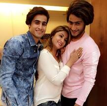 जुड़वां बच्चों की सिंगल प्राउड मदर हैं \'बिग बॉस\' विजेता उर्वशी ढोलकिया, यूं किया अपने बेटों का बर्थडे सेलिब्रेट